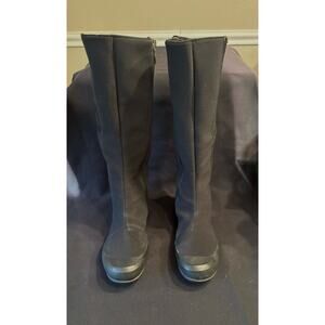 Women’s SALOMON Uma Trois Waterproof Knee-High Stretch Boots Black Zip, size 7